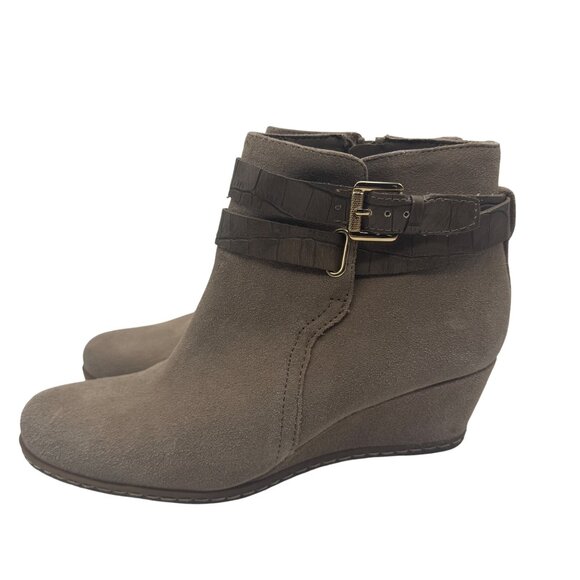 Taupe Suede Faux Leather Strap Wedge Boots Size 7 Franco Sarto - Picture 2 of 11